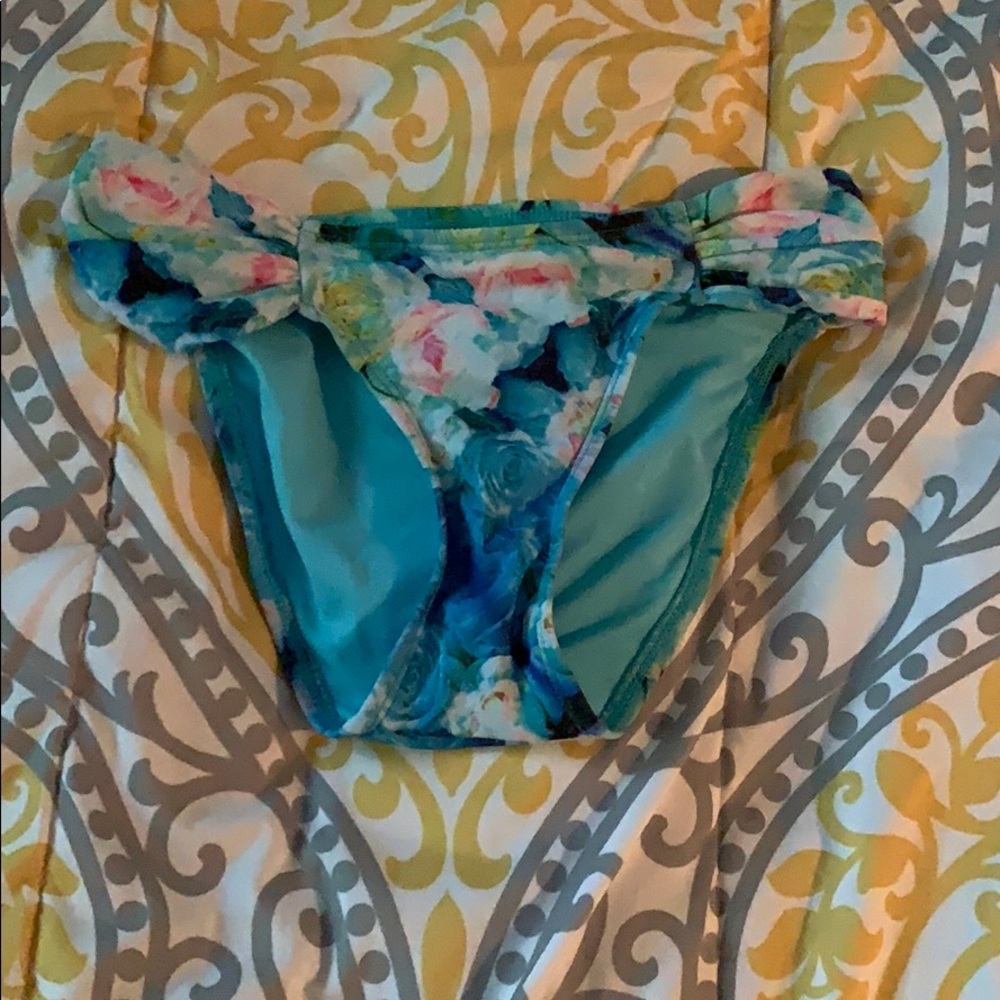 Bathing suit bottom